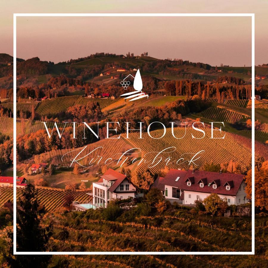 Winehouse Living Villa Лейтшах Екстериор снимка