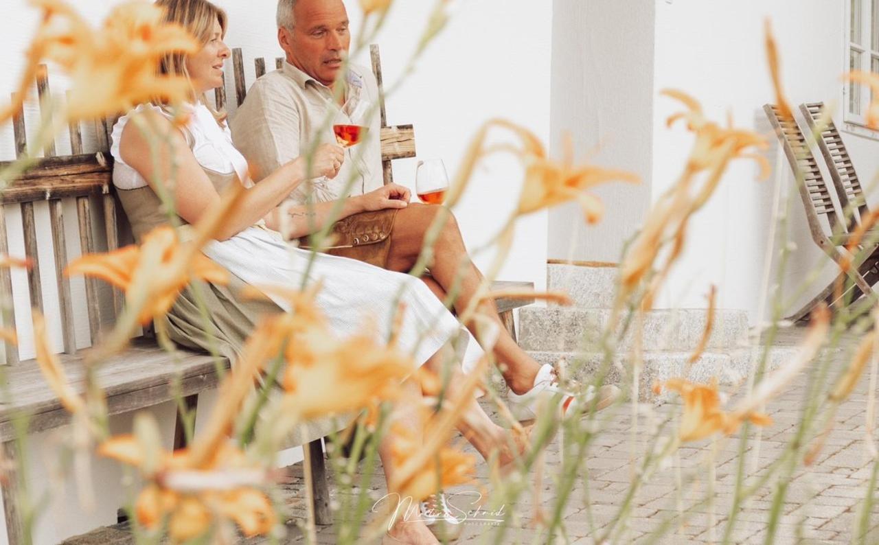Winehouse Living Villa Лейтшах Екстериор снимка